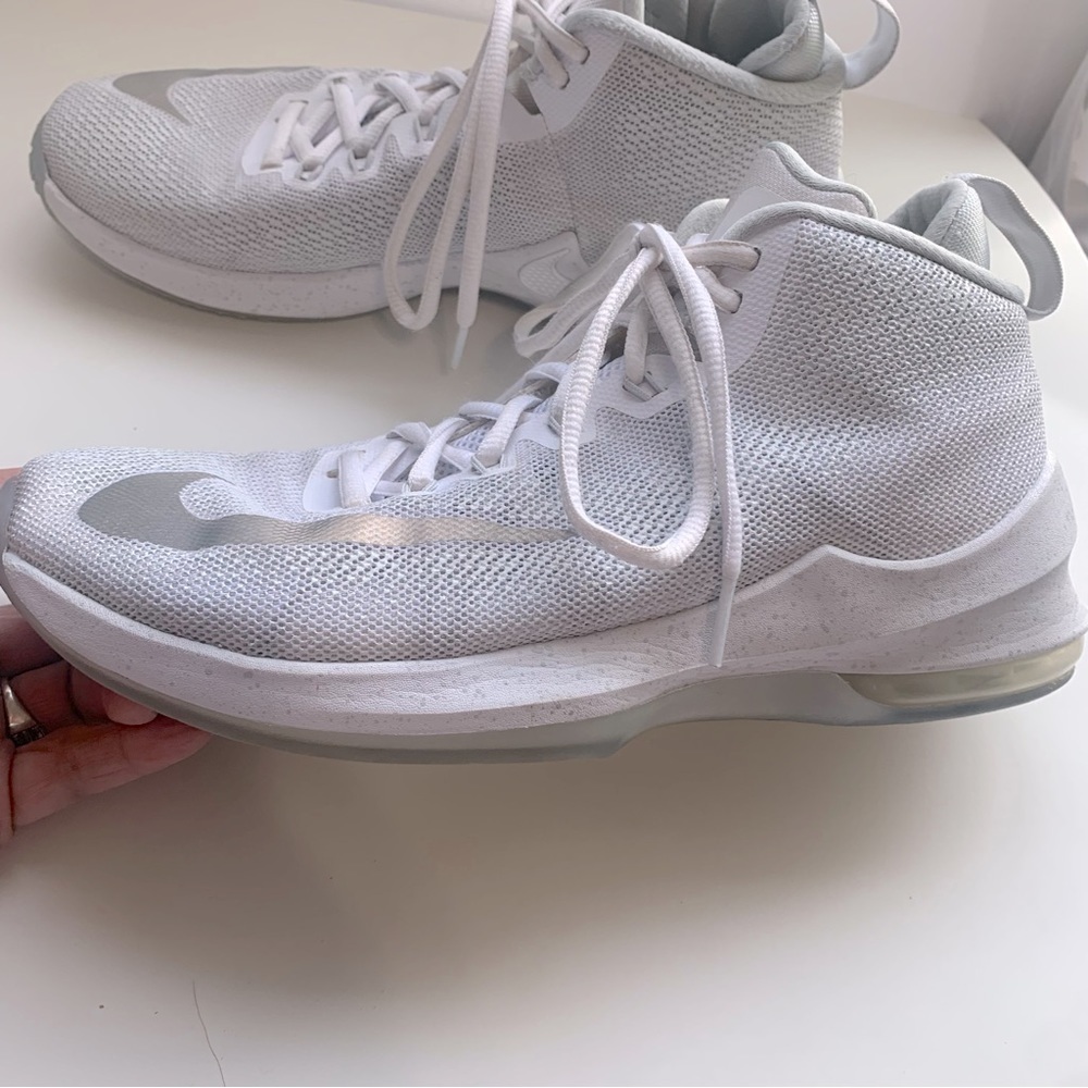 Nike Air Max Infuriate Men’s White Basketball Sneakers